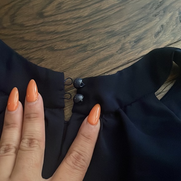 Dress - Picture 4 of 5